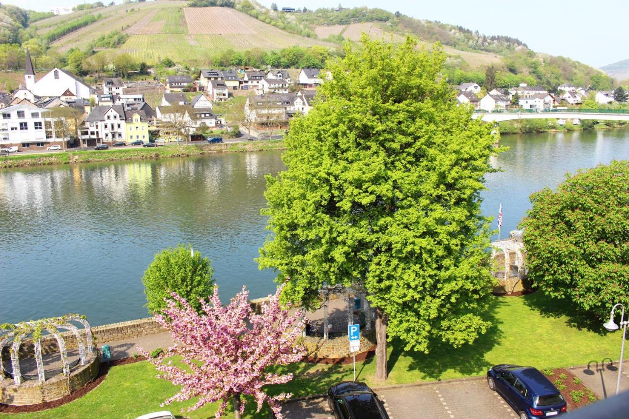 Pension Adelheid Moselhype&Wine Zell an der Mosel Eksteriør bilde
