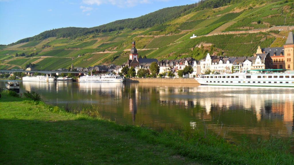 Pension Adelheid Moselhype&Wine Zell an der Mosel Eksteriør bilde